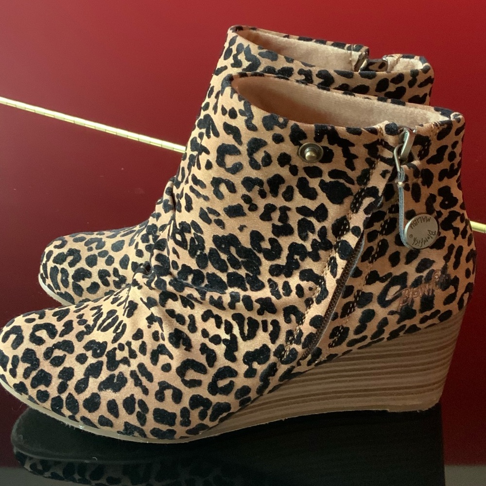 Blowfish Women’s Berkeley Wedge Boot